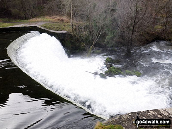 Walk d230 Monsal Dale from Ashford in the Water - Weir on the The River Wye in Monsal Dale