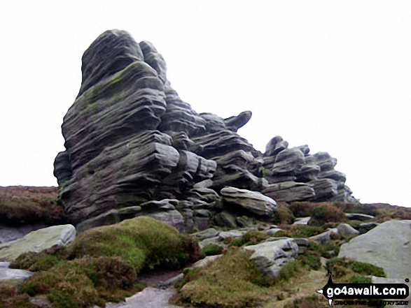 Walk d277 Margery Hill from Fairholmes Car Park, Ladybower Reservoir - Rocking Stones at Crow Stones Edge on Howden Moors