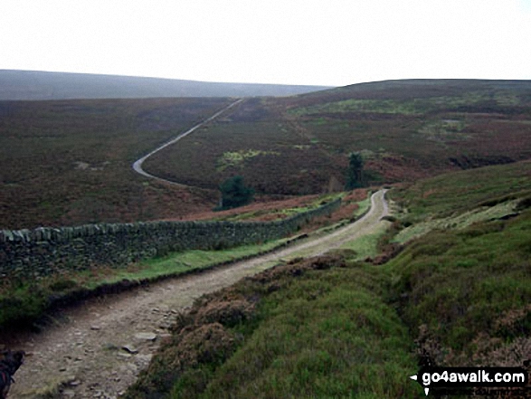 Walk sy119 Horse Stone and Outer Edge from The Flouch - Hordron Road (Track) crossing Langsett Moors