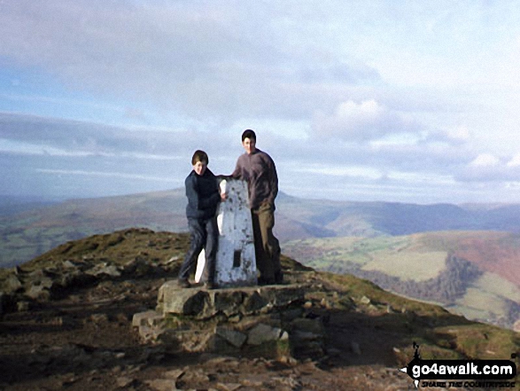 Walk mo100 Sugar Loaf and Mynydd Pen-y-fal from Mynydd Llanwenarth - My two suns on Sugar Loaf (Y Fal)