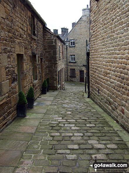 Walk s194 Hollinsclough from Longnor - The narrow Chapel Street in Longnor Village