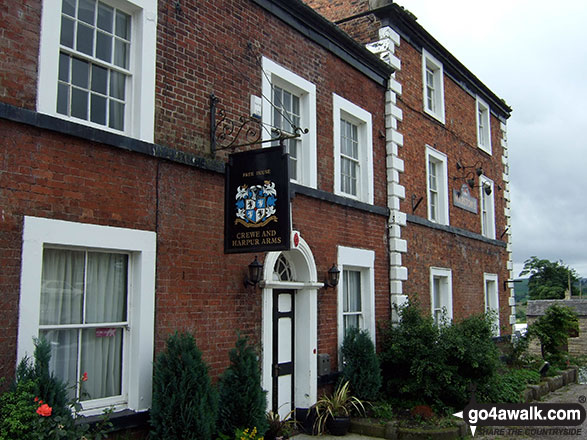 Walk s215 Earl Sterndale from Longnor - The Crewe and Harpur Arms, Longnor