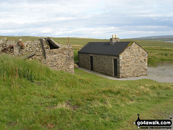 Walk du144 High Cup Nick and Meldon Hill from Cow Green Reservoir - Backside Fell Bothy