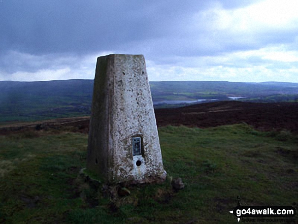 Walk Gun (Staffordshire) walking UK Mountains in The White Peak Area The Peak District National Park Staffordshire, England