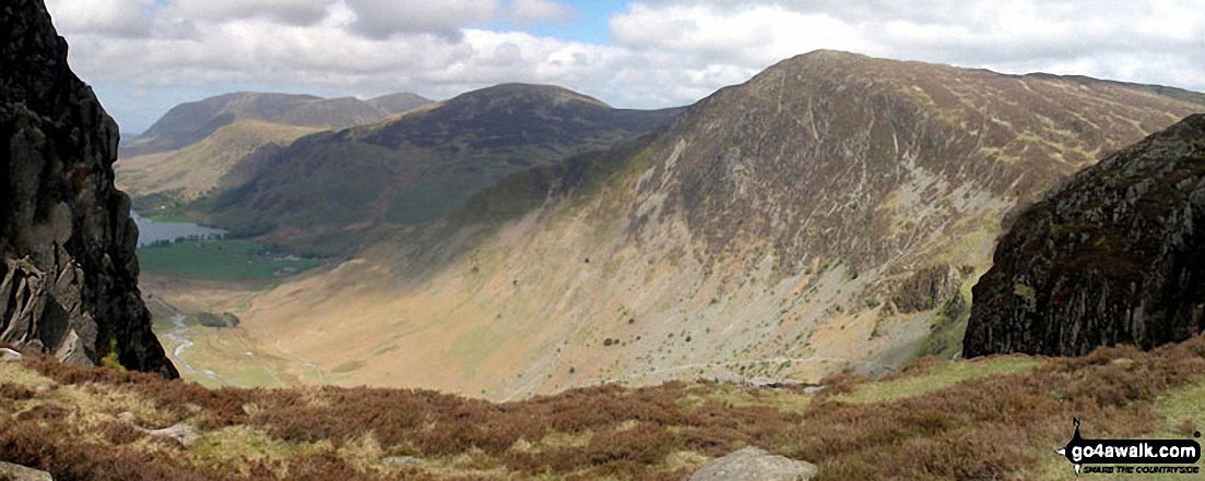 Walk c295 Hay Stacks and Fleetwith Pike from Gatesgarth, Buttermere - Grasmoor, Robinson and Fleetwith Pike and Buttermere from Hay Stacks (Haystacks)