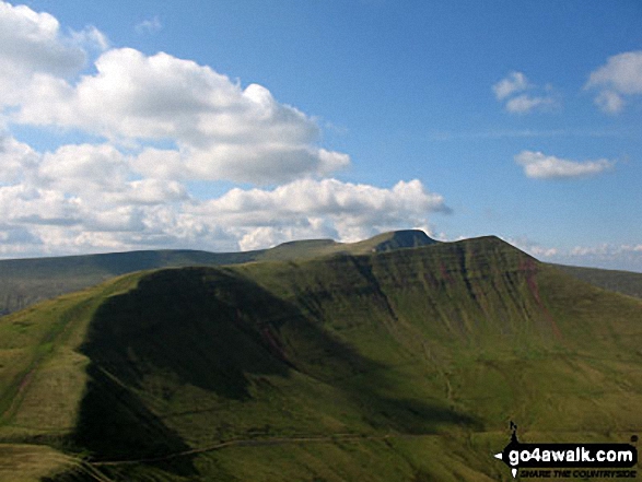 Walk po127 Fan y Big, Cribyn, Pen y Fan and Corn Du from Neuadd Reservoir - Craig Cwm Cynwyn, Cribyn, Craig Cwm Sere, Pen y Fan and Corn Du from Fan y Big