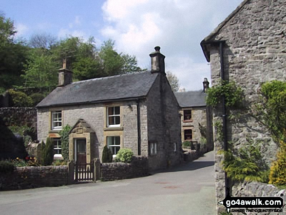 Walk d149 Dove Dale, Milldale and The Tissington Trail from Thorpe - Milldale Village