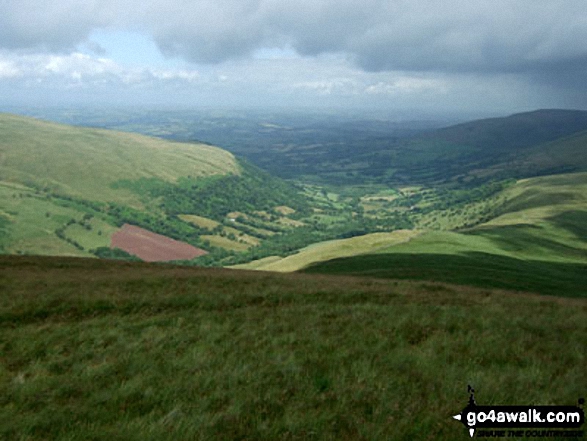 Walk po124 Fan Nedd and Fan Gyhirych from Maen Llia - The Afon Senni Valley from Fan Nedd