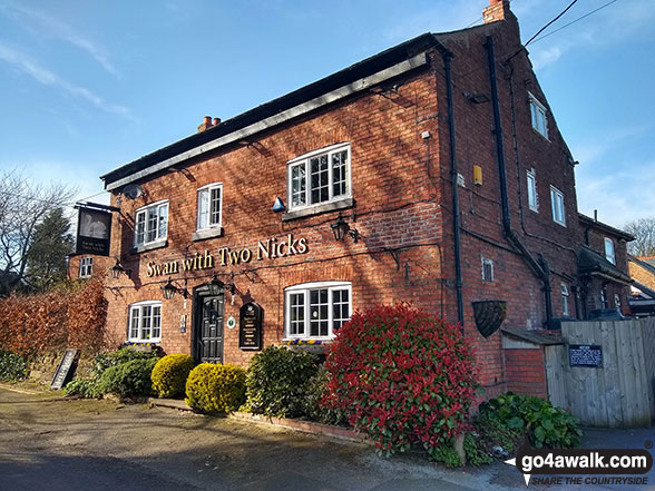 Walk gm101 The Bridgewater Canal from Dunham Town - The Swan with Two Nicks, Little Bollington