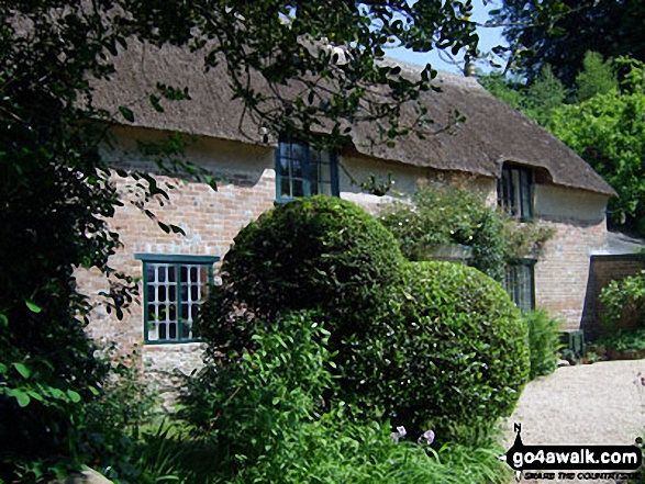 Walk do114 Stinsford and Hardy's Cottage from Higher Bockhampton - Thomas Hardy's birthplace in Higher Bockhampton