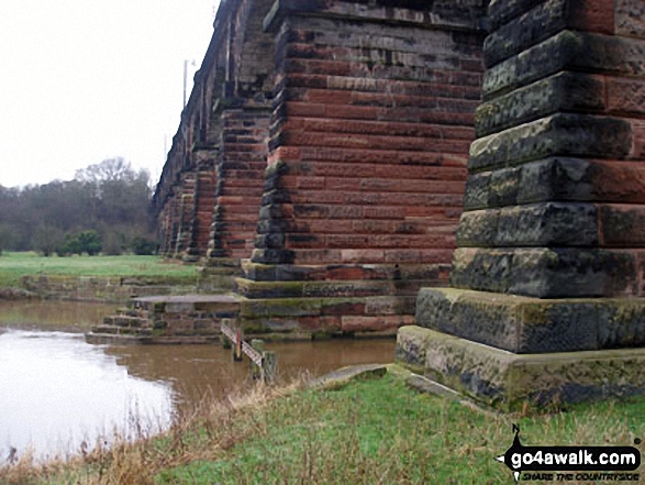 Walk ch118 Dutton Locks from Acton Bridge - Dutton Viaduct over The Weaver Navigation