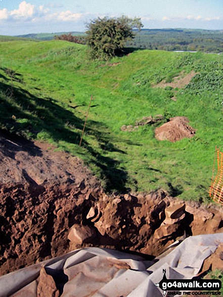 Walk ch129 Hangingstone Hill (Eddisbury Hill) from Barns Bridge Gates, Hatchmere - Eddisbury Hill Fort Outer Ditch