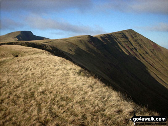 Walk po146 Cribyn and Fan y Big from Pont y Caniedydd - Approaching the summit of Cribyn with Pen y Fan in the distance