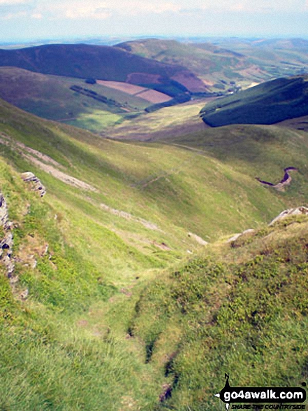 Walk po109 Foel Wen and Cadair Berwyn from Tyn-y-fridd - Decending the ridge from Cadair Berwyn towards Moel yr Ewig