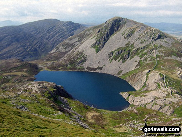 Rhinog Fawr (centre left) and Rhinog Fach (centre right) and Llyn Hywel from Y Llethr