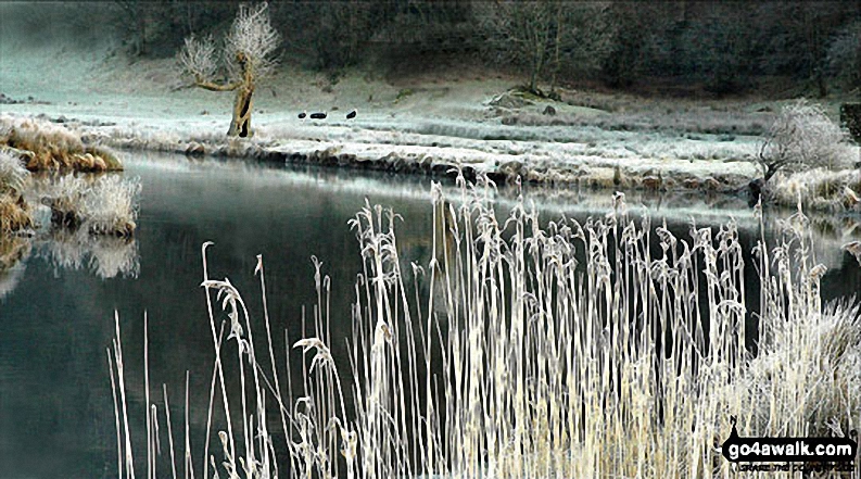 Walk c274 Loughrigg Fell from Elterwater - Elterwater in the grip of winter