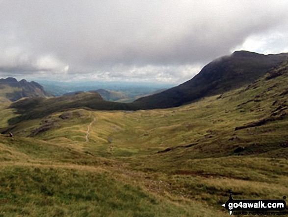 Walk c301 Glaramara and Allen Crags from Seatoller (Borrowdale) - The Langdale Pikes (left), Rossett Pike (foreground left) and Esk Pike (right) from Esk Hause