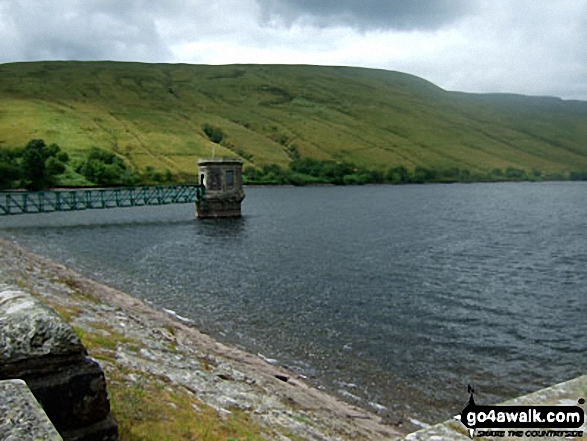 Walk po118 Fan Llia, Craig Cerrig-gleisiad and Fan Fawr from Blaen Llia - Ystradfellte Reservoir with Fan Llia beyond