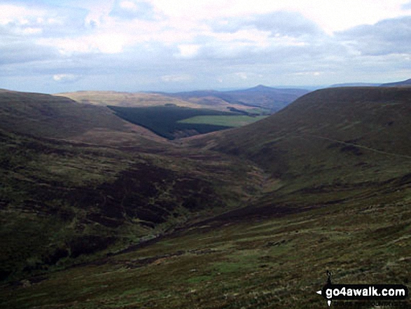 Walk po153 Pen Cerrig-calch and Waun Fach from Nuadd-fawr - The Grwyne Fechan valley and Darren Fach from Pen Trumau