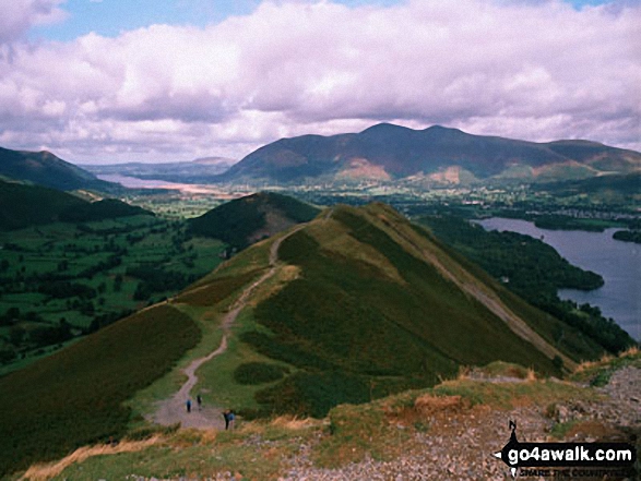 Walk c100 The Newlands Horseshoe from Hawes End - Kesick with Skiddaw beyond from Cat Bells (Catbells)