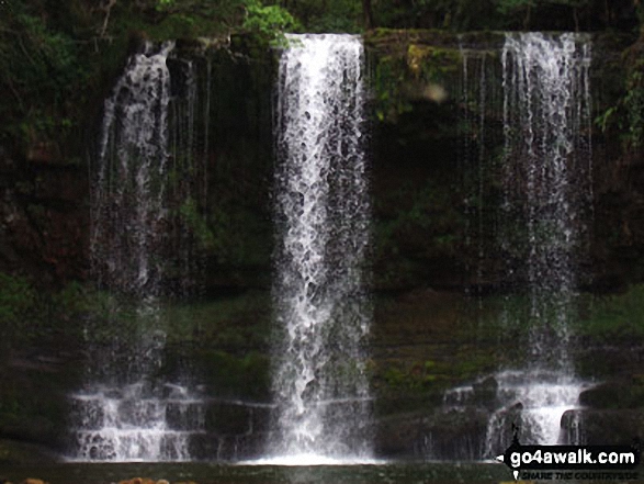 Walk po141 The Waterfalls Walk from Pontneddfechan - Triple Falls, Afon Mellte