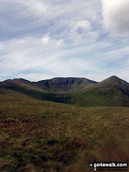 Walk c220 Helvellyn via Striding Edge from Glenridding - Striding Edge (left), Helvellyn and Catstye Cam from Birkhouse Moor