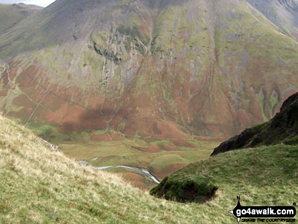 Kirk Fell and Mosedale from Dore Head having just climbed up from Wasdale and heading for Yewbarrow