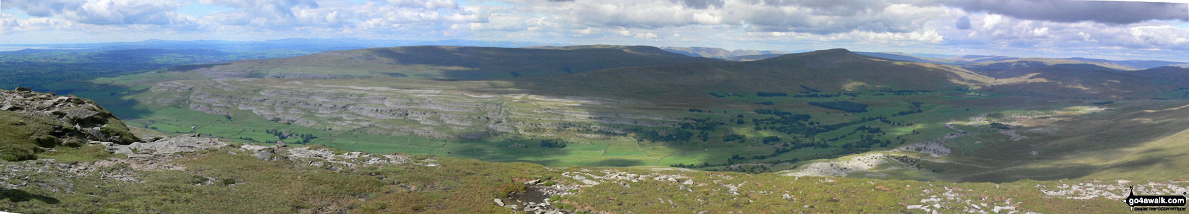 Walk ny101 The Yorkshire Three Peaks from Horton in Ribblesdale - *Whernside and The Howgill Fells from Ingleborough summit