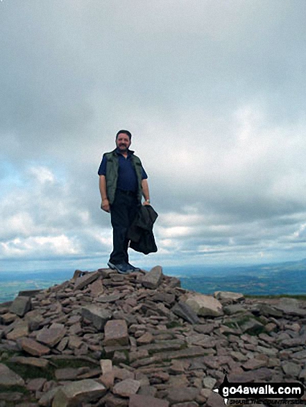 Walk po136 Corn Du and Pen y Fan from Nant Cwm Llwch near Brecon - Me at the top of Pen Y Fan on a wonderful 'brooding' day