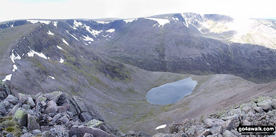 Sgor an Lochain Uaine (The Angel's Peak), Lochain Uaine and Braeriach (Braigh Riabhach) from Cairn Toul (Carn an t-Sabhail)