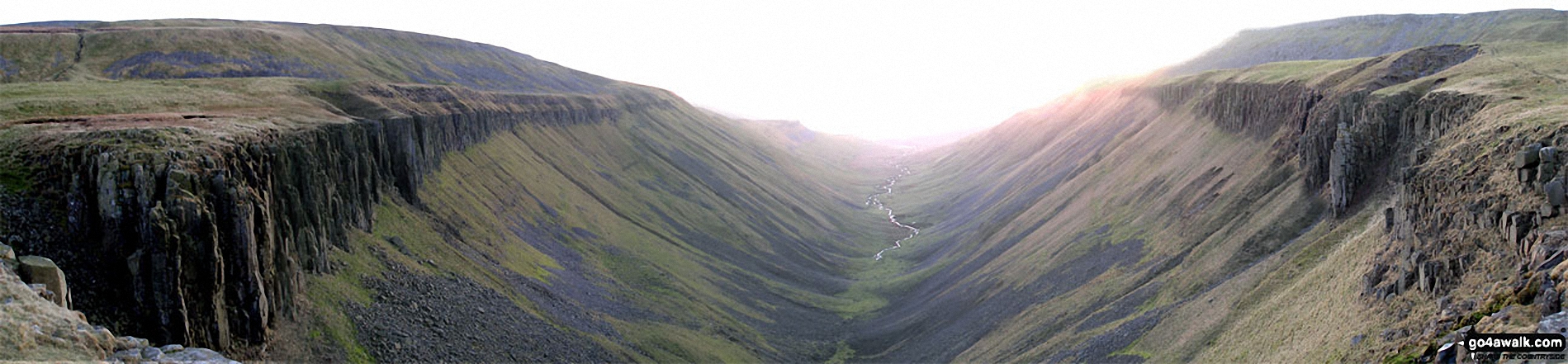 Walk c445 Dufton Pike, Backstone Edge and High Cup Nick from Dufton - *High Cup from The Pennine Way