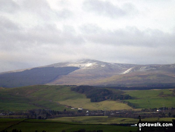 Walk dg157 Scaw'd Fell, Loch Fell and Croft Head from Moffat Dale - Queensbury from Moffat Dale