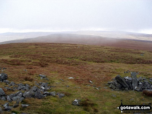 Walk c430 Cuns Fell, Melmerby Fell and Fiend's Fell from Melmerby - Little Knapside Hill from Knapside Hill