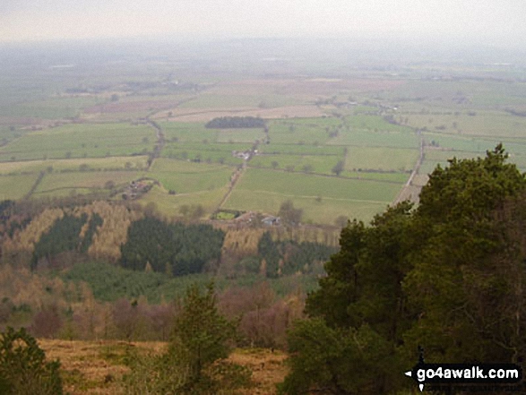 Walk sh100 The Wrekin from Buckatree Farm Reservoir - Looking Northwest from The Wrekin