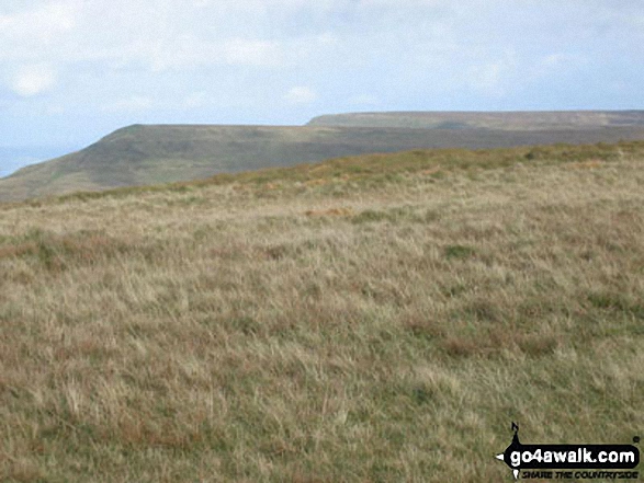 Hay Bluff and Twmpa (Lord Hereford's Knob) from Rhos Dirion