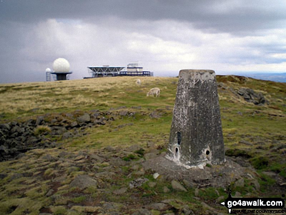 Walk sh115 Titterstone Clee Hill from Dhustone - Titterstone Clee Hill summit trig point