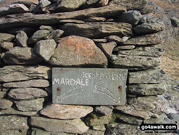 Walk c114 High Street from Mardale Head - Waymark on Nan Bield Pass