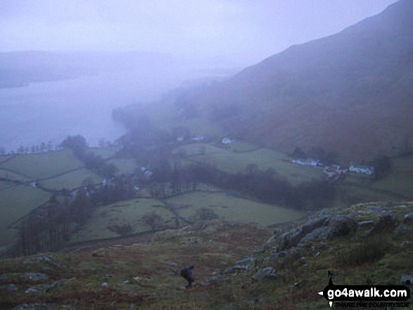 Walk c112 Bonscale Pike and Wether Hill from Howtown - Howtown and Ullswater from Steel Knotts (Pikeawassa)