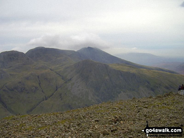 Walk c338 Great Gable and Kirk Fell from Honister Hause - Great End, Scafell Pike and Sca Fell from Great Gable summit