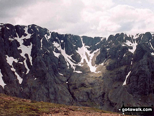 Walk h154 Ben Nevis and Carn Mor Dearg from The Nevis Range Mountain Gondola - The North Face of Ben Nevis from Carn Mor Dearg