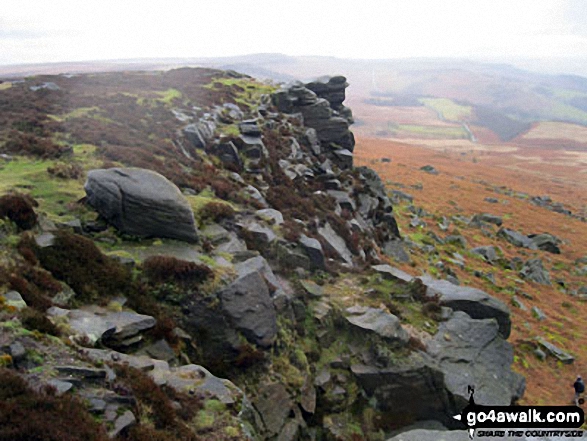 Looking South West along Stanage Edge from High Neb (Stanage Edge) 