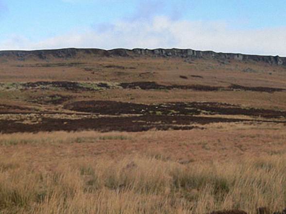 High Neb (Stanage Edge) from Moscar Moor 