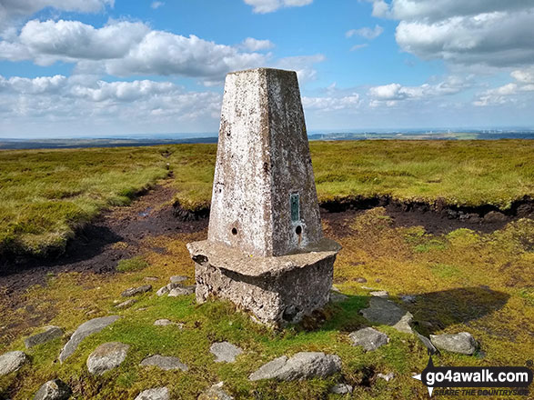 Walk d298 Back Tor and Margery Hill from Fairholmes Car Park, Ladybower Reservoir - Outer Edge summit trig point