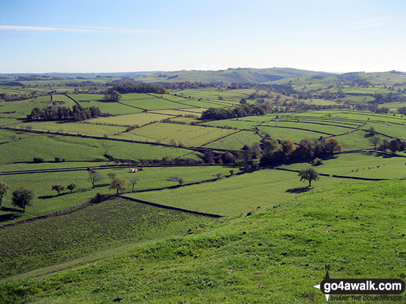 Walk s156 Wolfscote Dale, Ecton Hill, Wetton Hill, Wetton and Alstonefield from Milldale - Looking SE from the summit of Wetton Hill