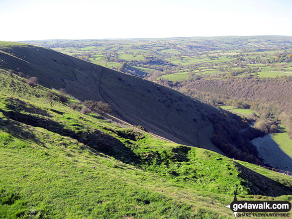 Walk s232 Dale Bottom, Wetton Hill and Ecton Hill from Alstonefield - Looking down to the Manifold Way from Ecton Hill