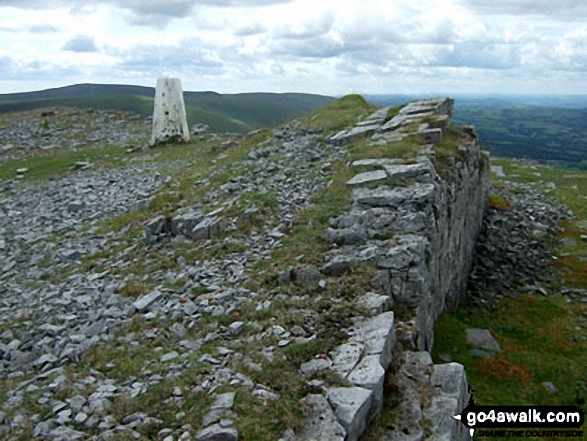 Walk po123 Fan Hir, Fan Brycheiniog, Picws Du (Bannau Sir Gaer), Waun Lefrith (Bannau Sir Gaer) and Garreg Las from Glyntawe - Carreg Yr Ogof summit trig point