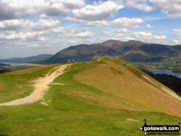 Walk c405 Cat Bells, High Spy and Castle Crag from Hawes End - Bassenthwaite Lake, Skiddaw, Keswick and Derwent Water from Cat Bells (Catbells)