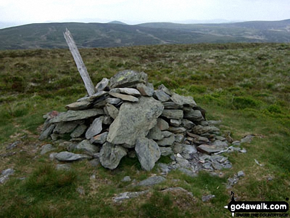 Walk Moel y Cerrig Duon walking UK Mountains in The Berwyns Area Snowdonia National Park GwyneddPowys, Wales