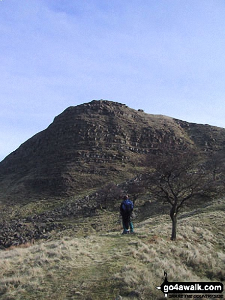 Back Tor (Hollins Cross) from below Hollins Cross 