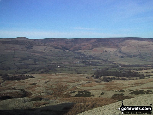 Walk d123 Mam Tor via Cavedale from Castleton - The Vale of Edale from Mam Tor